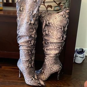 Jessica Simpson ATK boots